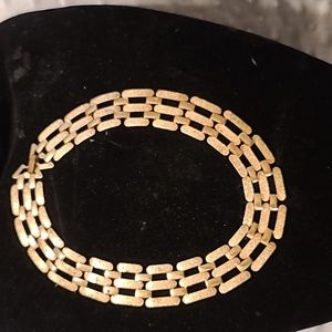 Gold choker Necklace